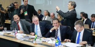 Fátima falta reunião com governadores, e vice dá aval do RN a Nova Previdência