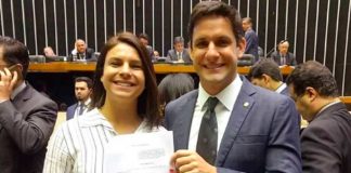 Deputado do RN é coautor de projeto aprovado que obriga agressor doméstico a ressarcir o SUS Rafael Motta fez projeto em parceria com a deputada Mariana Carvalho (Foto: Fábio Barros)