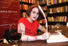 Fernanda Young morre aos 49 anos O sepultamento da atriz e roteirista será às 16h deste domingo, 25; causas da morte ainda não foram divulgadas Foto: Denise Andrade/ESTADÃO