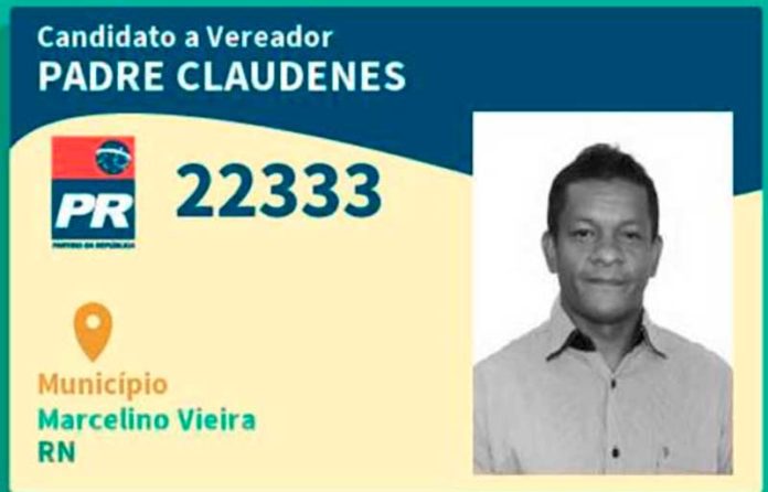 Padre Claudenes foi candidato ao cargo de vereador no município de Marcelino Vieira, pelo Partido da República (PR), nas eleições de 2016, mas não chegou a ser eleito