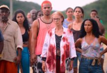 ‘Bacurau’ tem pré-estreia em Parelhas, RN, com presença de Sônia Braga Cena de 'Bacurau' — Foto: Divulgação