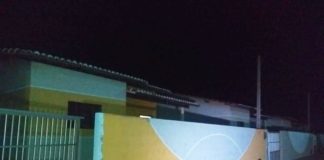 Mortos em chacina no RN tinham envolvimento com o tráfico de drogas, diz delegado Vítimas foram mortas em duas casas vizinhas, na Rua Praia de Touros, em Touros — Foto: Acson Freitas/Inter TV Cabugi