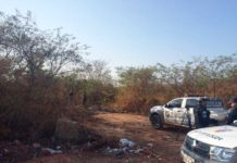 Polícia encontra cabeça humana dentro de vala em Mossoró, RN Terreno onde o corpo foi encontrado fica no conjunto Nova Vida, no final da Rua Professor Anderson de Araújo — Foto: Hugo Andrade/Inter TV Costa Branca