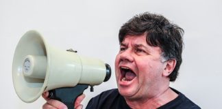 Marcelo Madureira, ex-Casseta, é expulso de ato pró-Bolsonaro no Rio