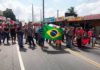 MST boqueia rodovia na Grande Natal Manifestantes bloquearam a passagem de veículos na manhã desta segunda-feira (19) na RN-160, em São Gonçalo do Amarante — Foto: Kleber Teixeira/Inter TV Cabugi