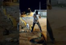 Prefeitura ausente: moradores fazem limpeza e revitalização de campo de futebol por conta própria