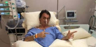 Jair Bolsonaro comemora cirurgia bem-sucedida