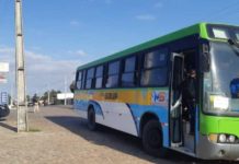 Nota da Prefeitura de Ceará-Mirim sobre ônibus escolares Fiscalização da ocorreu na manhã desta quarta. Foto: PRF/Divulgação