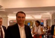 Jair Bolsonaro chega a Nova York e protagoniza novo vexame
