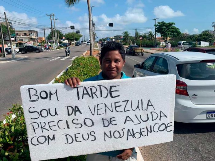 O venezuelano Wilame Matarazza aguarda pelos familiares que devem chegar a Natal no fim de semana — Foto: Anna Alyne Cunha/Inter TV Cabugi