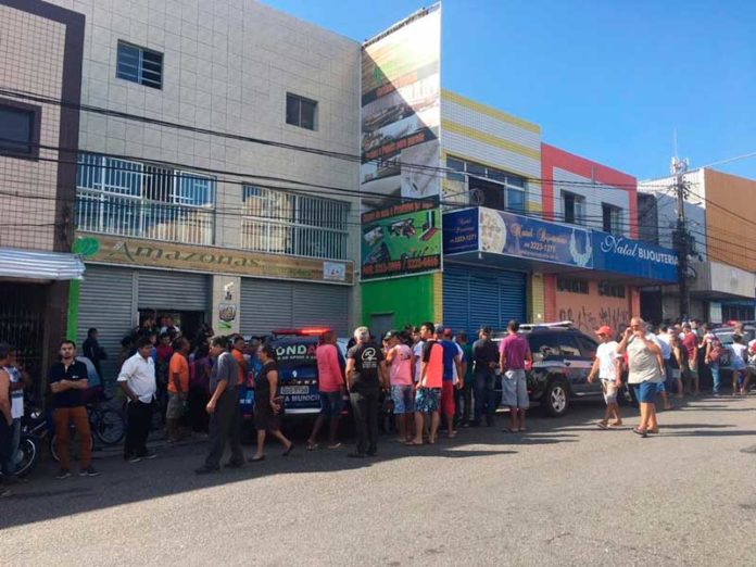 Vítima foi baleada na Avenida Coronel Estevam, no Alecrim — Foto: Heloísa Guimarães/Inter TV Cabugi