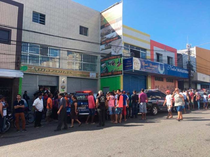 Vítima foi baleada na Avenida Coronel Estevam, no Alecrim — Foto: Heloísa Guimarães/Inter TV Cabugi