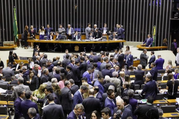 Deputados aprovaram medidas como o retorno da propaganda partidária semestral | Foto: Luis Macedo/Câmara dos Deputados