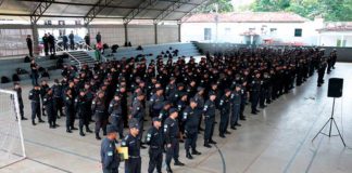 Deputados aprovam projeto que reajusta em 23% salários de PMs e bombeiros do RN Governo do RN propõe aumento de 23% para policiais e bombeiros militares — Foto: Demis Roussos/Governo do RN