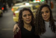 Governo planeja mudar o Bolsa Família para construir uma ‘marca social’ A diarista Rita Barros não conta com nenhuma ajuda do governo para criar a filha, Beatriz, de 13 anos. É o público que o governo mira com a reformulação de programas sociais Foto: Guito Moreto / Guito Moreto