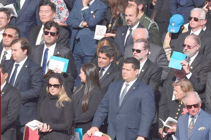 Autoridades brasileiras durante a cerimônia de canonização da Irmã Dulce, no Vaticano - Walmir Cirne - 14.out.19/Futura Press/Folhapress