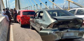 Acidente com sete carros e uma moto congestiona Ponte Newton Navarro em Natal Acidente envolve oito veículos na Ponte Newton Navarro, em Natal — Foto: Sérgio Henrique Santos/Inter TV Cabugi