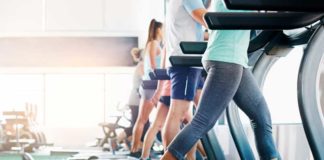 4 motivos para você começar a fazer caminhadas Caminhada - Crédito da imagem: popsugar.com.au