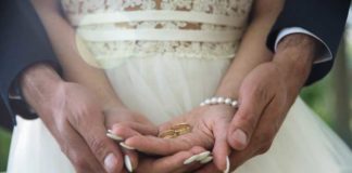 Noiva discute com convidada por causa de convite e mulher morre dias depois Casamento