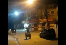 Homem brinca com objeto de madeira, cai e granada que estava em seu bolso explode; veja o vídeo