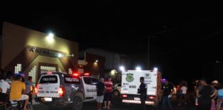 Assaltante morre dentro de igreja após ser baleado em Mossoró Assaltante morre dentro de igreja evangélica em Mossoró, na região Oeste — Foto: Marcelino Neto/O Câmera