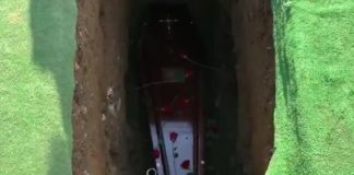 Morto grita para sair de caixão e leva familiares às gargalhadas; veja o vídeo