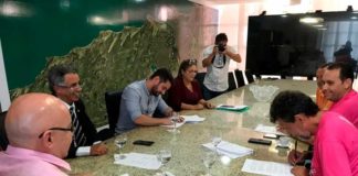 Servidores do Detran encerram greve e serviços voltam a funcionar normalmente no RN Acordo entre Governo do RN e Sevidores do Detran foi assinado nesta segunda-feira (14) — Foto: Divulgação