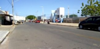 Por falta de pagamento, Cosern corta energia de prédios públicos de Macau e escola suspende aulas Escola Municipal João Penha Filho, em Macau, suspendeu as aulas após o corte da energia — Foto: Redes sociais