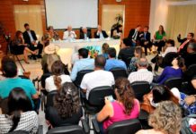 Cerca de 900 servidores da Saúde de Natal estão sem gratificações; município diz que faltam recursos Audiência da Comissão de Saúde da CMN discutiu situação de servidores nesta segunda-feira (4) — Foto: Elpídio Júnior/Câmara Municipal de Natal