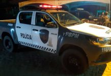 PM apreende adolescente e prende homem suspeitos de praticarem arrastões na Grande Natal Policiais militares prenderam um homem e apreenderam um adolescente na Grande Natal — Foto: Sérgio Henrique Santos/Inter TV Cabugi