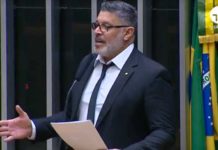 Frota intimida deputada conservadora casada com flagrante sexual dentro do Congresso