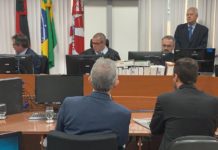 Ricardo Coutinho tem prisão mantida e é levado para presídio após audiência de custódia na PB Ricardo Coutinho, ex-governador da Paraíba, teve prisão preventiva mantida em audiência de custódia — Foto: Walter Paparazzo/G1