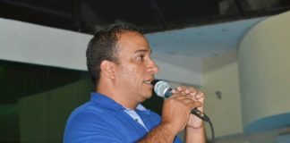 Tenente-coronel da PM preso suspeito de liderar contrabando de cigarros é transferido para presídio federal em Mossoró Tenente-coronel André Luis Fernandes, da PM do Rio Grande do Norte, foi candidato a deputado no estado — Foto: Reprodução/Redes sociais