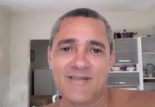 Professor é morto a facadas dentro de casa no litoral sul potiguar Eliezei Urbano foi assassinado a facadas em casa na praia de Barreta, em Nísia Floresta, na madrugada desta quarta (22). — Foto: Redes sociais