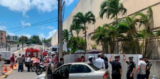 Número de mortes violentas cai 26,3% no Rio Grande do Norte em 2019, diz Secretaria de Segurança Homem foi morto a tiros dentro de carro na saída de um shopping em Candelária, na Zona Sul de Natal, em dezembro — Foto: Anna Alynne Cunha/Inter TV Cabugi