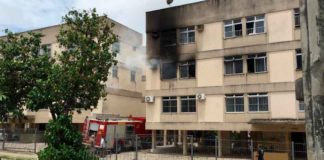 Incêndio destrói apartamento na Zona Sul de Natal Corpo de Bombeiros foi acionado para conter incêndio em apartamento na Zona Sul de Natal nesta sexta (24) — Foto: Rafael Lopes/Inter TV Cabugi