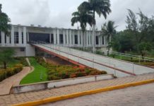 Governo do RN fecha comércio não essencial e restringe transporte público em combate ao coronavírus Sede do Governo do Rio Grande do Norte — Foto: G1