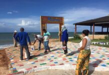 Sucupira perde: em tempos de Coronavírus, prefeito de Ceará-Mirim gasta dinheiro público pintando chão na Praia de Muriú