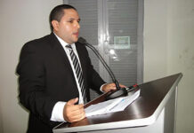 Vereador Jácio Praxedes lamenta que projeto de sua autoria propondo pagamento de percentual máximo de insalubridade aos profissionais da saúde tenha sido rejeitado Vereador Jácio Praxedes - Ceará-Mirim/RN