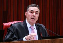 Ministro Luís Roberto Barroso toma posse como novo presidente do TSE
