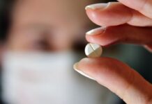 OMS anuncia retomada de testes com hidroxicloroquina para covid-19 Reuters / Diego Vara / Direitos Reservados