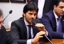 O presente que Fabio Faria recebeu é uma bomba-relógio O novo Ministro das Comunicações, Fábio Faria | Divulgação Câmara dos Deputados