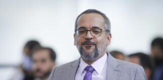 STF nega que Abraham Weintraub escolha dia, hora e lugar de depoimento