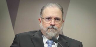 Grupo da Lava Jato pede demissão após busca de dados por aliada de Aras