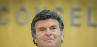 Bolsonaro convoca Conselho da República, mas Fux diz que não vai