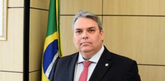 Ministério da Educação recua e retoma previsão de cotas na pós-graduação