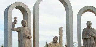 Assembleia do RN aprova antecipação do feriado estadual dos Mártires de Cunhaú e Uruaçu para a próxima sexta-feira (12) Monumento aos Mártires de Cunhaú e Uruaçu, em São Gonçalo do Amarante, no RN (arquivo) — Foto: Wagner Varela