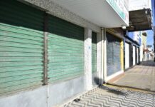 Vendas diminuem 11,6% em abril e RN registra maior queda em 20 anos, diz IBGE Comércio fechado durante pandemia do coronavírus em Natal — Foto: Elisa Elsie