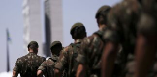 AGU diz ao STF que Forças Armadas não podem atuar como poder moderador