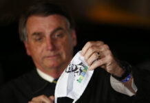 Bolsonaro é diagnosticado com coronavírus